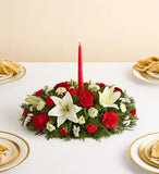 Traditional Christmas Centerpiece